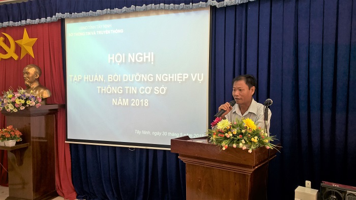 Ông Trần Văn Dững-PGĐ Sở phát biểu khai mạc hội nghị HOP BAO.jpg