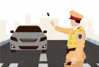 4 trường hợp cảnh sát giao thông được dừng xe