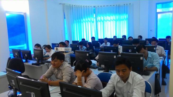 Sở Thông tin và Truyền thông tổ chức lớp tập huấn “Trang bị kiến thức, kỹ năng xử lý khắc phục sự cố máy tính. Mạng máy tính cho cán bộ phụ trách CNTT cấp xã”