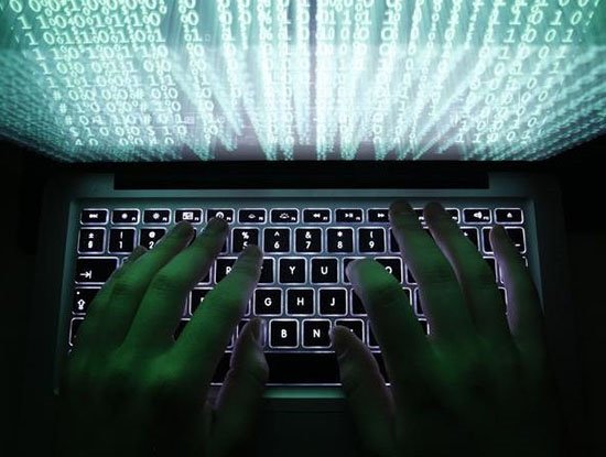 Virus phát tán qua email “đòi nợ” tấn công máy tính người dùng như thế nào?