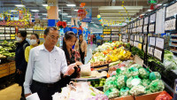 Lợi dụng chính sách “Người Việt Nam ưu tiên dùng hàng Việt Nam” để làm hàng giả, kém chất lượng để bán cho người tiêu dùng